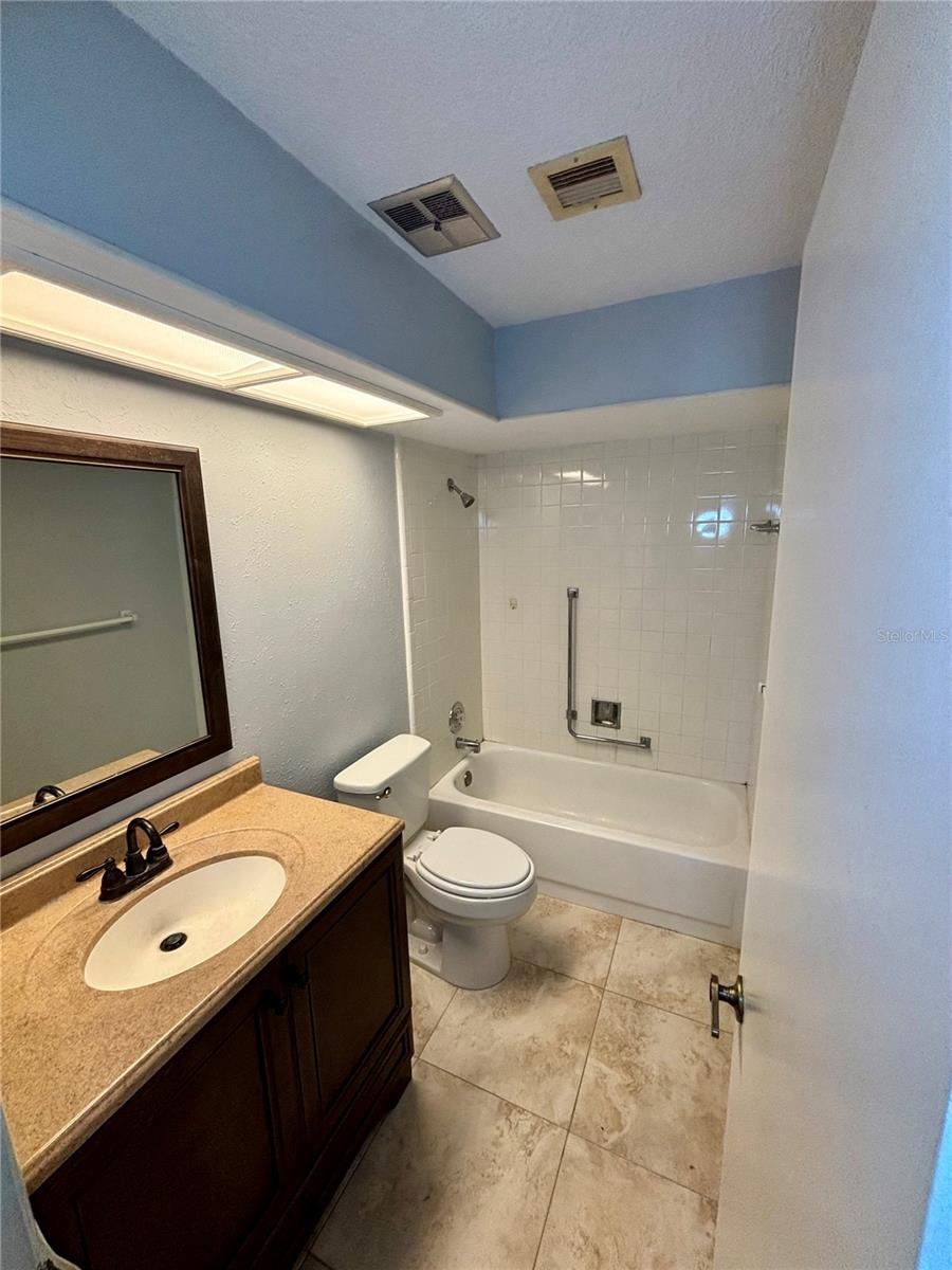 8131 BRADDOCK CIR #1, PORT RICHEY, FL, 34668