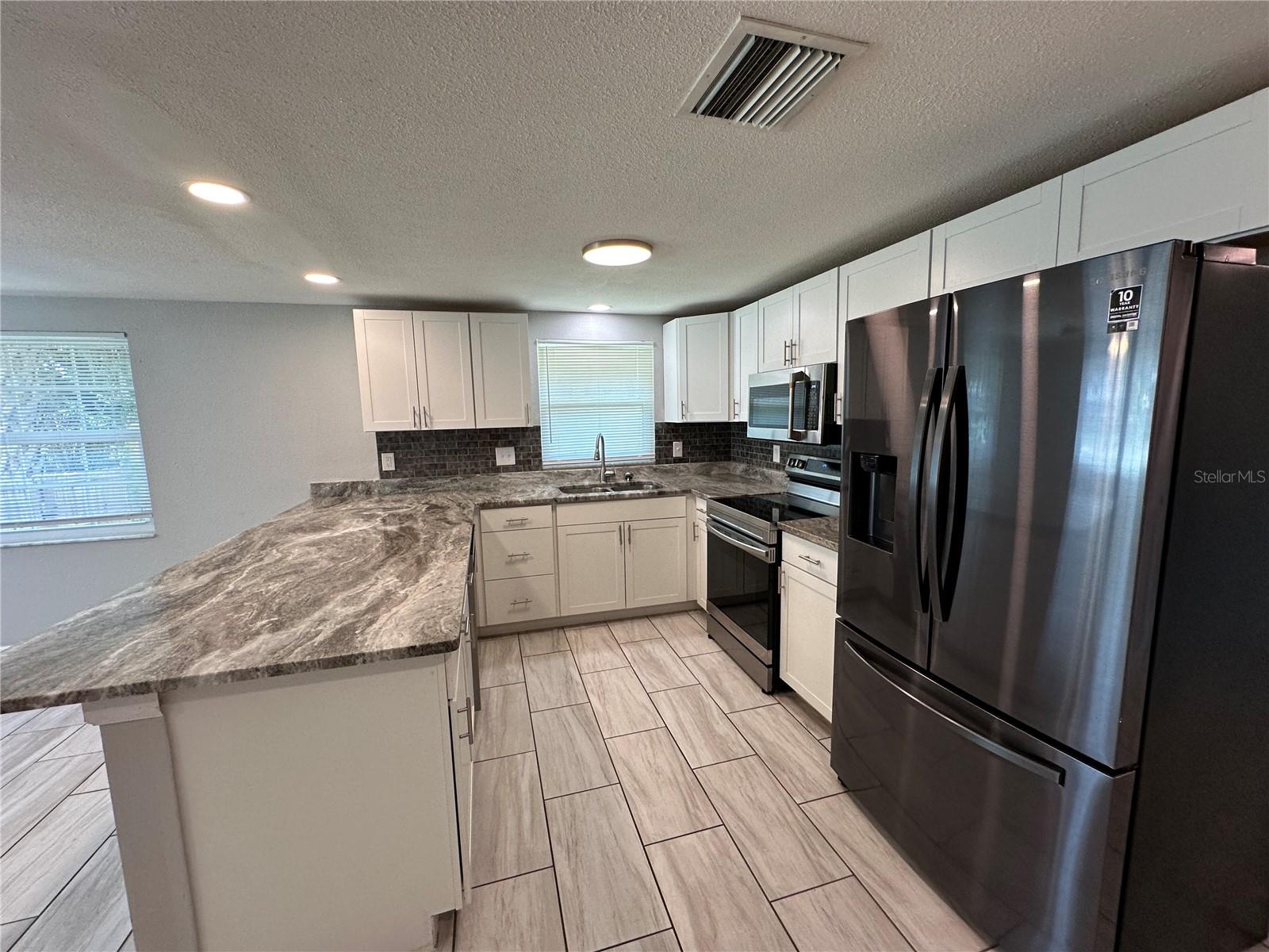 5516 9TH ST, ZEPHYRHILLS, FL, 33542