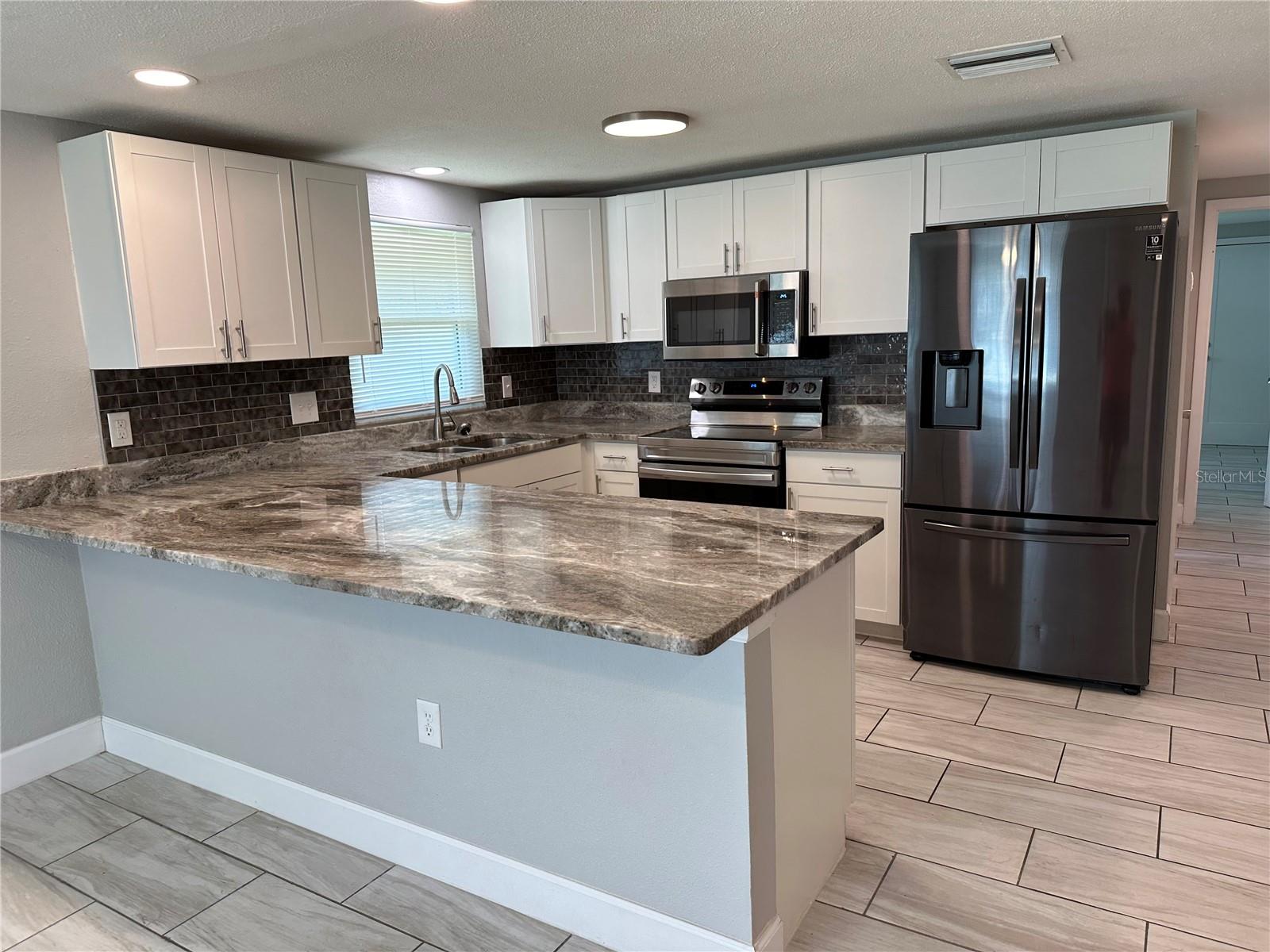 5516 9TH ST, ZEPHYRHILLS, FL, 33542