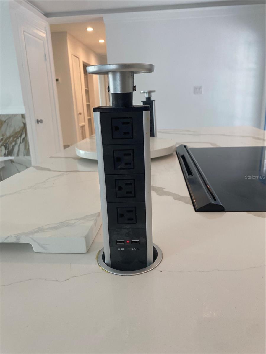 3823 BAINBRIDGE AVE, ORLANDO, FL, 32839