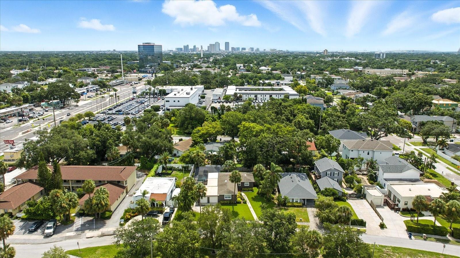 114 S HALE AVE, TAMPA, FL, 33609