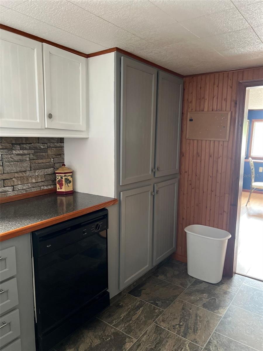 4851 W GANDY BLVD #B1L34, TAMPA, FL, 33611