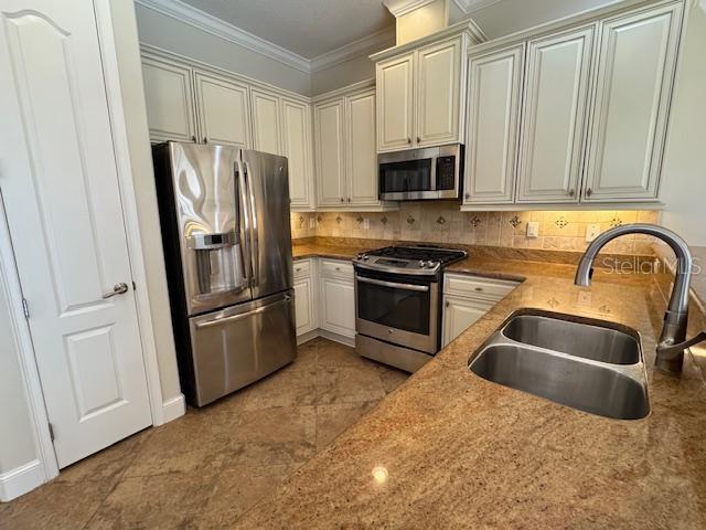 10733 VILLAGE LAKE RD, WINDERMERE, FL, 34786