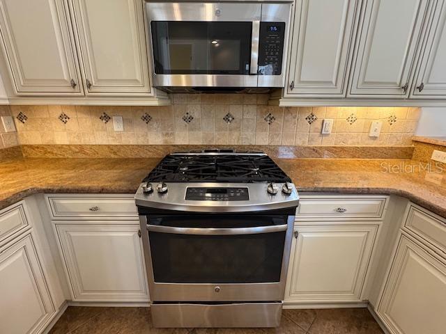 10733 VILLAGE LAKE RD, WINDERMERE, FL, 34786