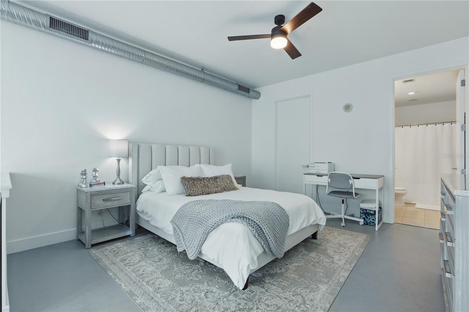 150 E ROBINSON ST #1219, ORLANDO, FL, 32801