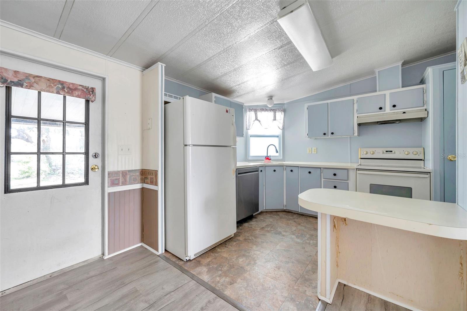 16131 BROOKRIDGE BLVD, BROOKSVILLE, FL, 34613