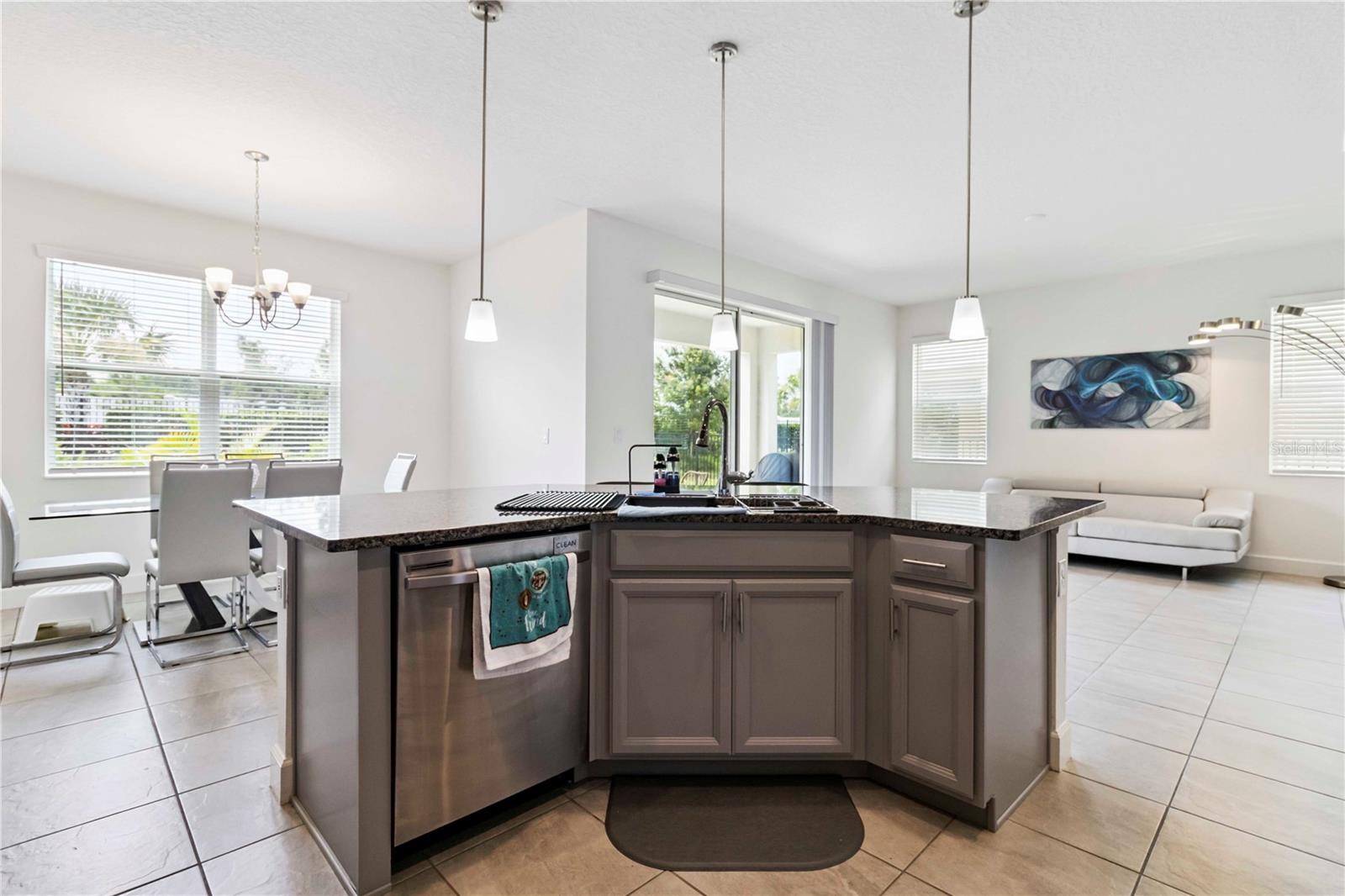 5653 DEL CORONADO DR, APOLLO BEACH, FL, 33572