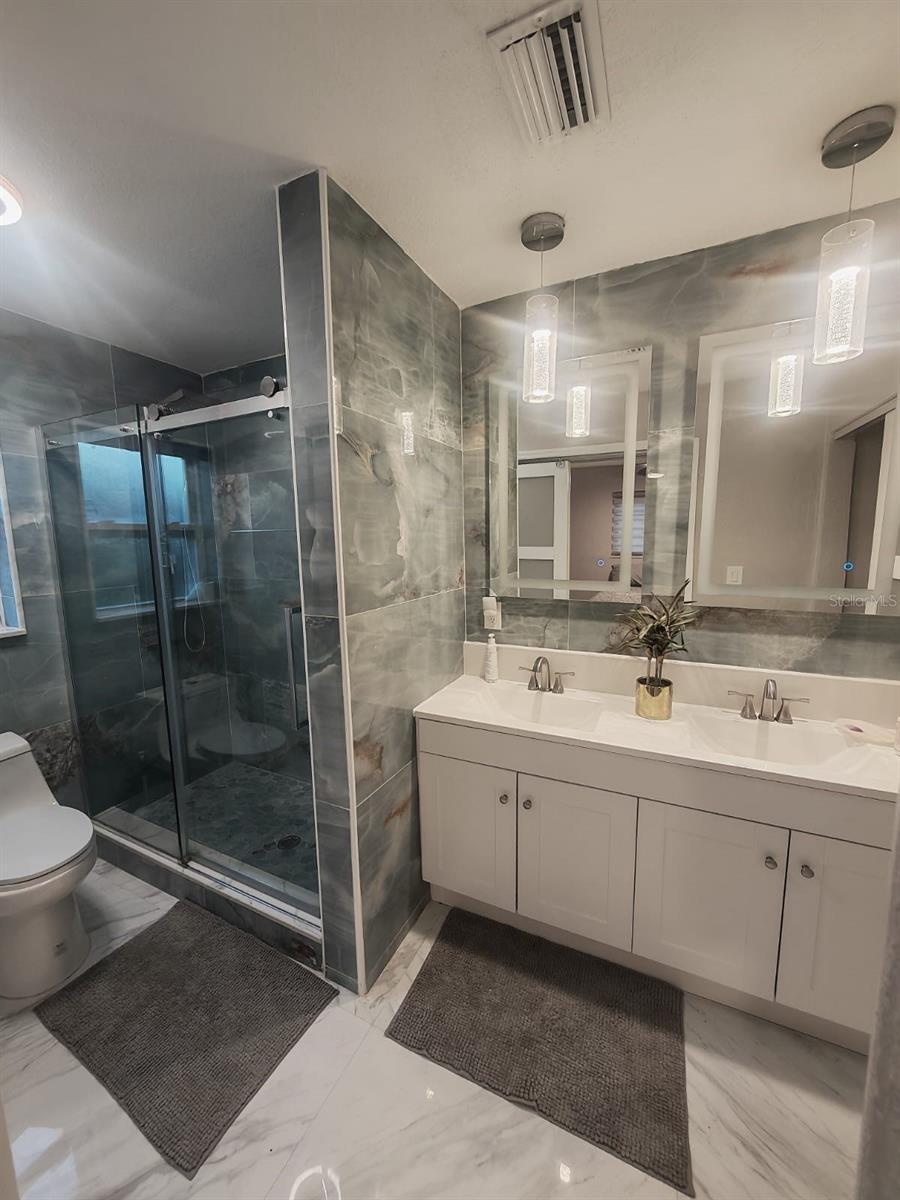 605 CAPRI BLVD, ST PETERSBURG, FL, 33706