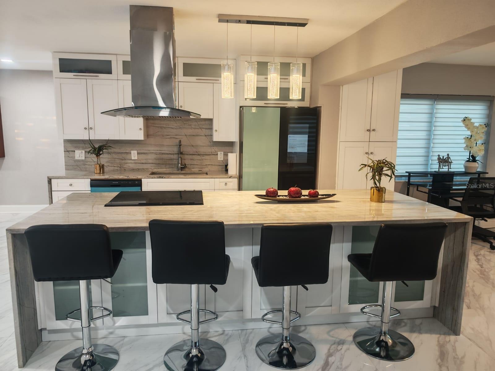 605 CAPRI BLVD, ST PETERSBURG, FL, 33706