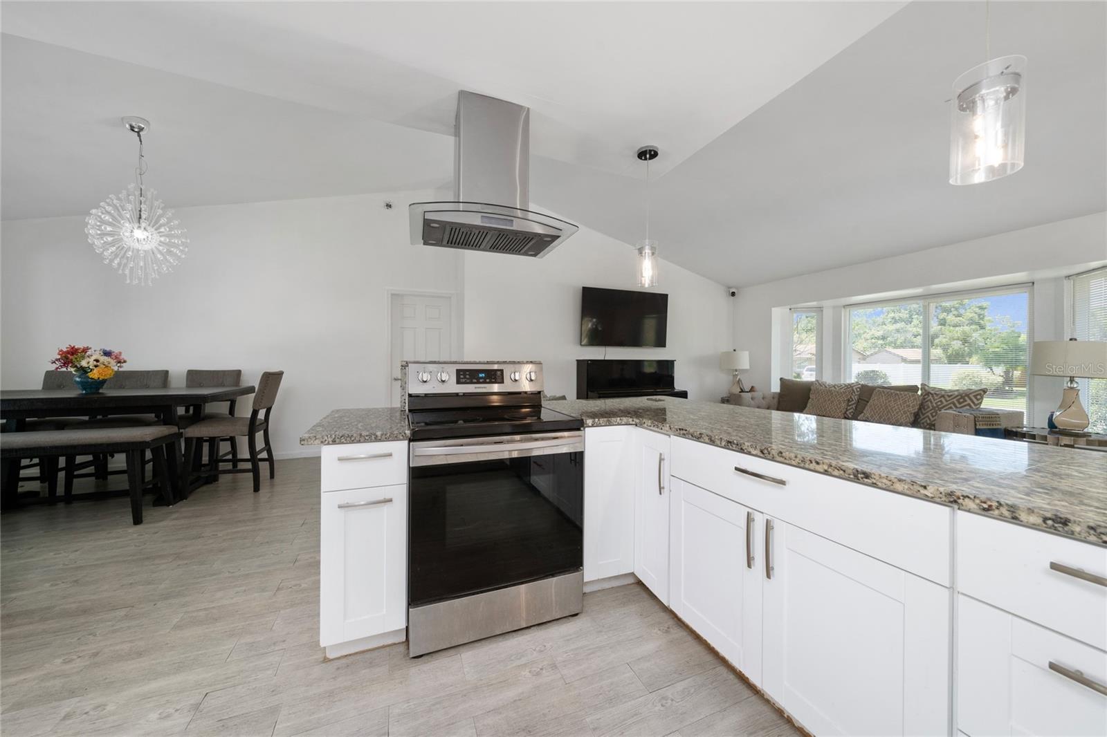 8442 CEDAR COVE DR, ORLANDO, FL, 32819