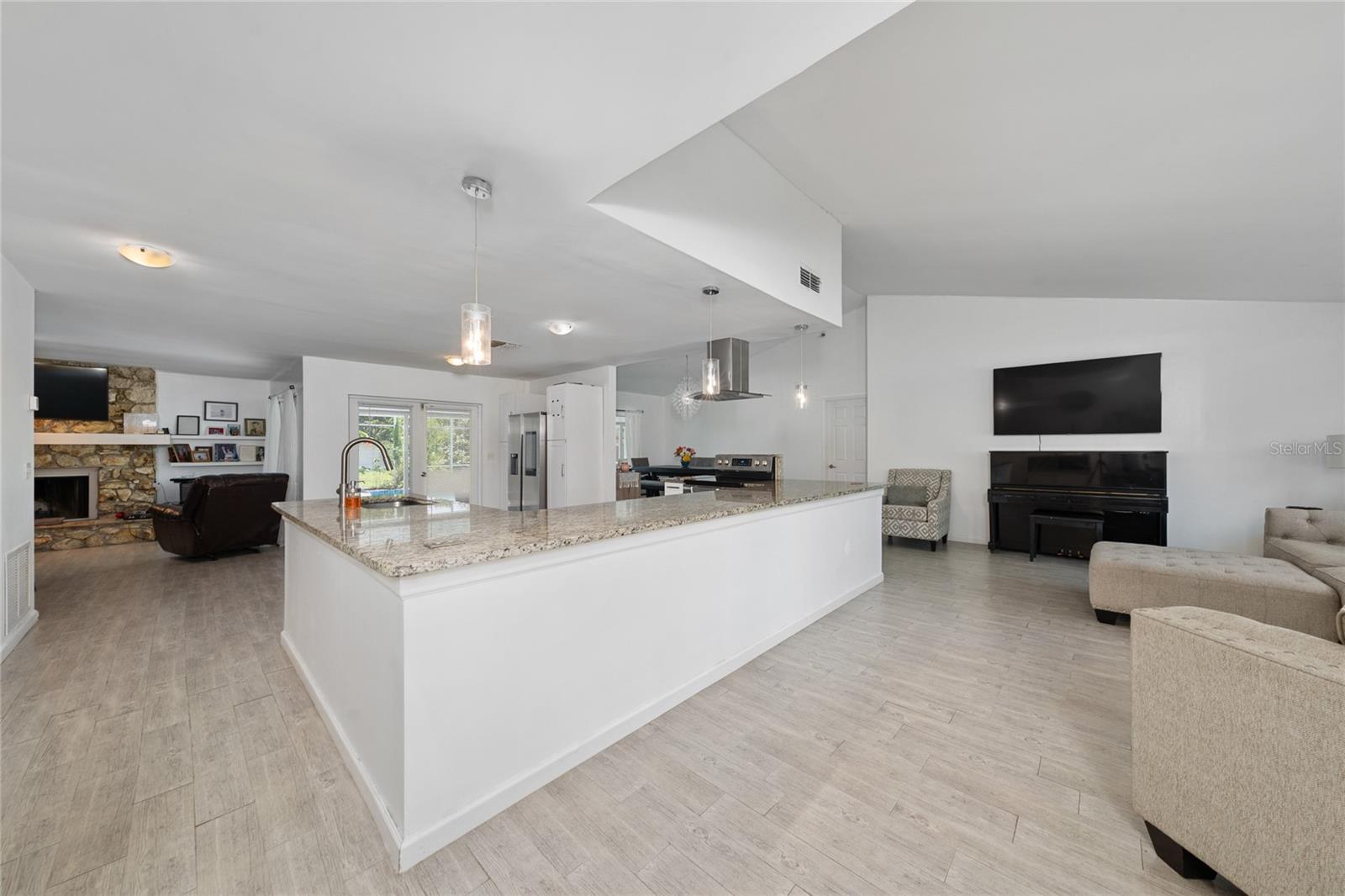 8442 CEDAR COVE DR, ORLANDO, FL, 32819