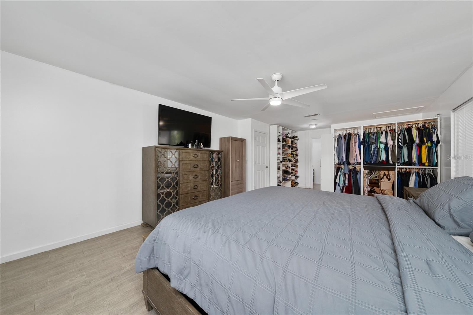 8442 CEDAR COVE DR, ORLANDO, FL, 32819