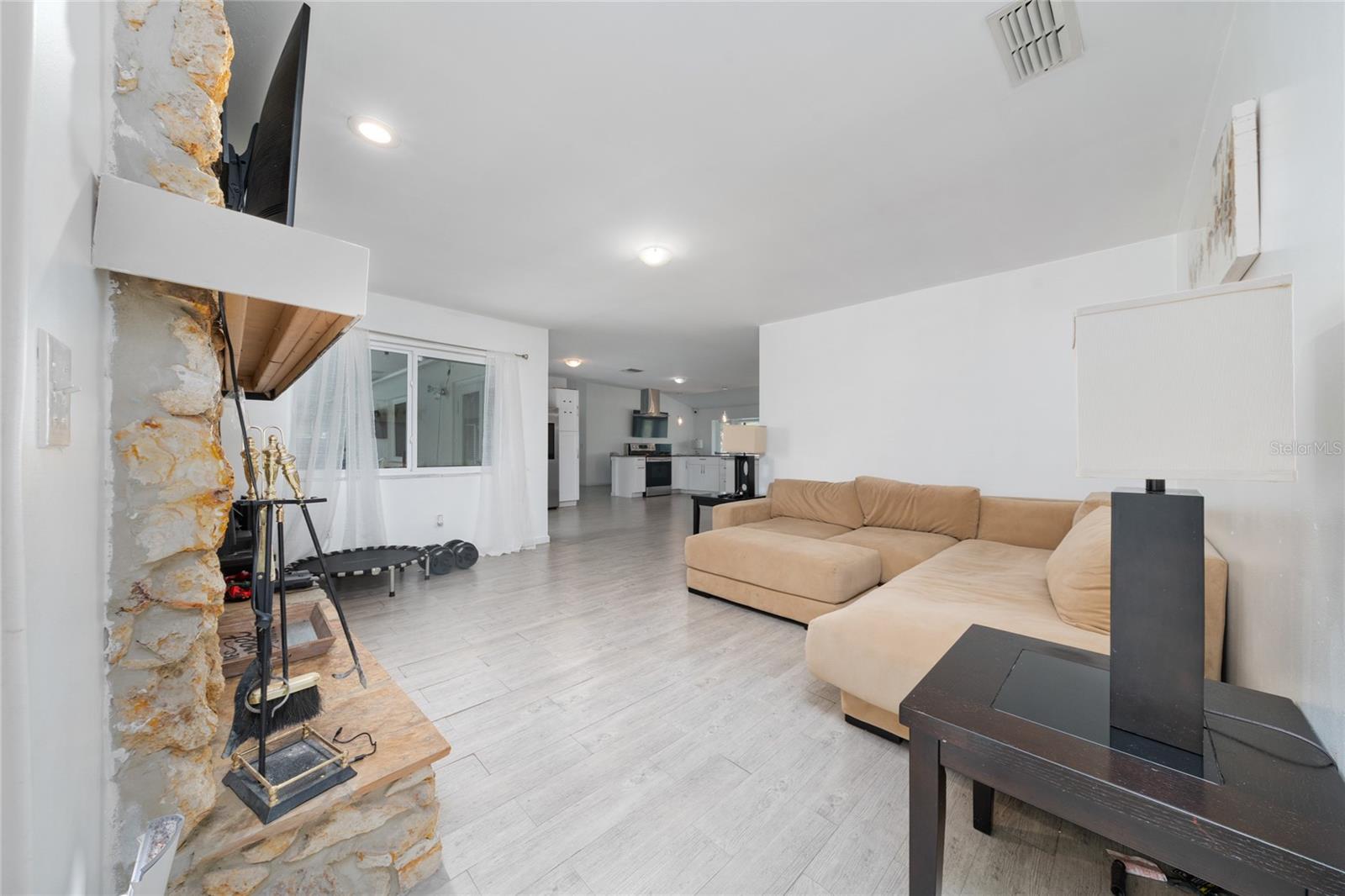 8442 CEDAR COVE DR, ORLANDO, FL, 32819