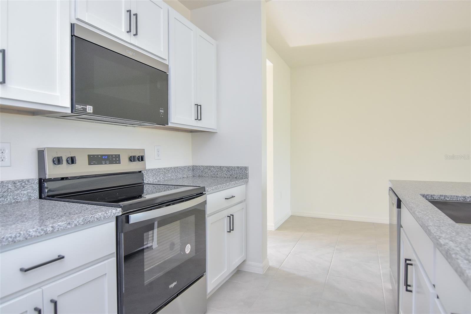 402 SEQUOIA DR, LAKE WALES, FL, 33859