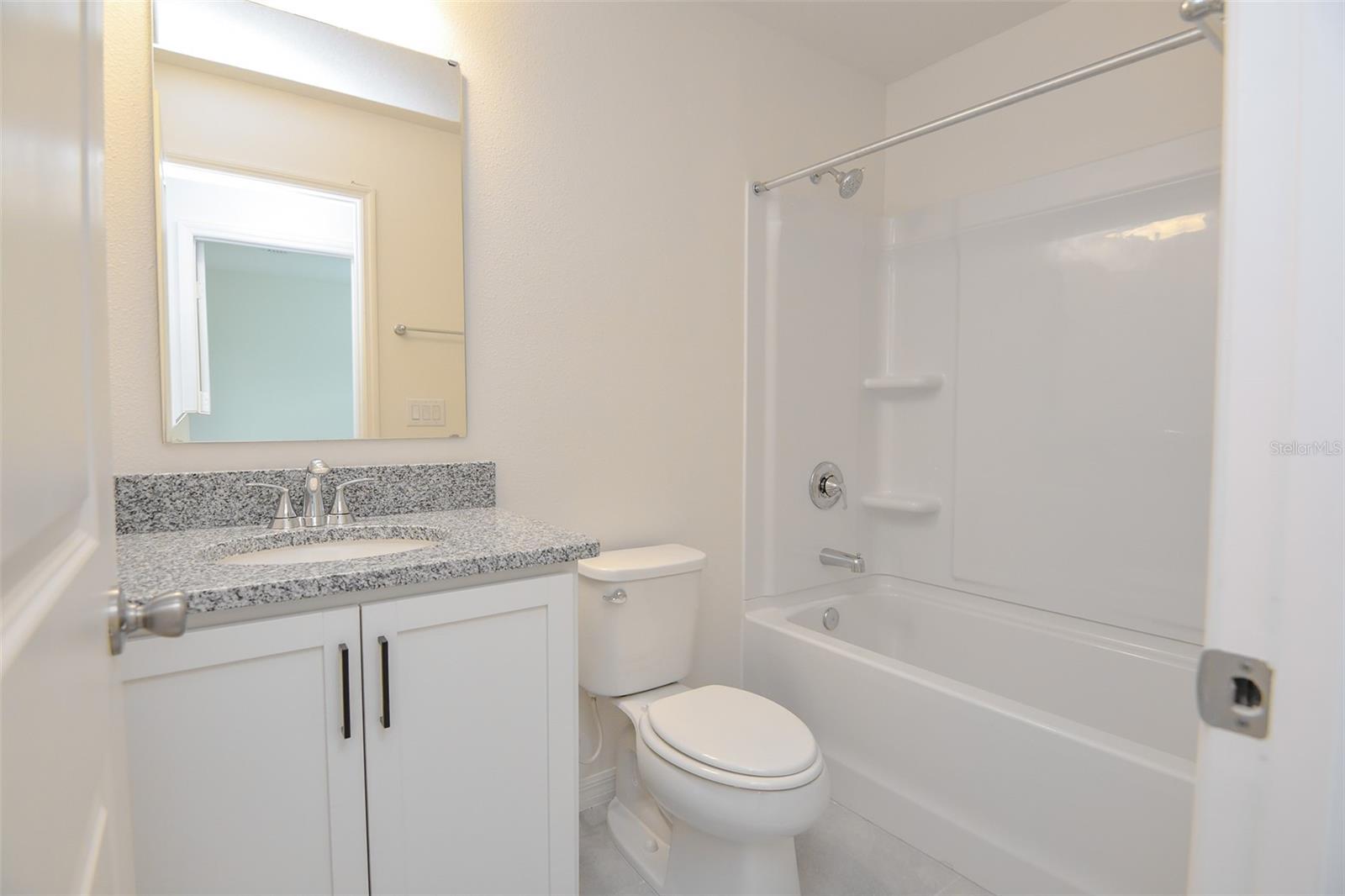 402 SEQUOIA DR, LAKE WALES, FL, 33859