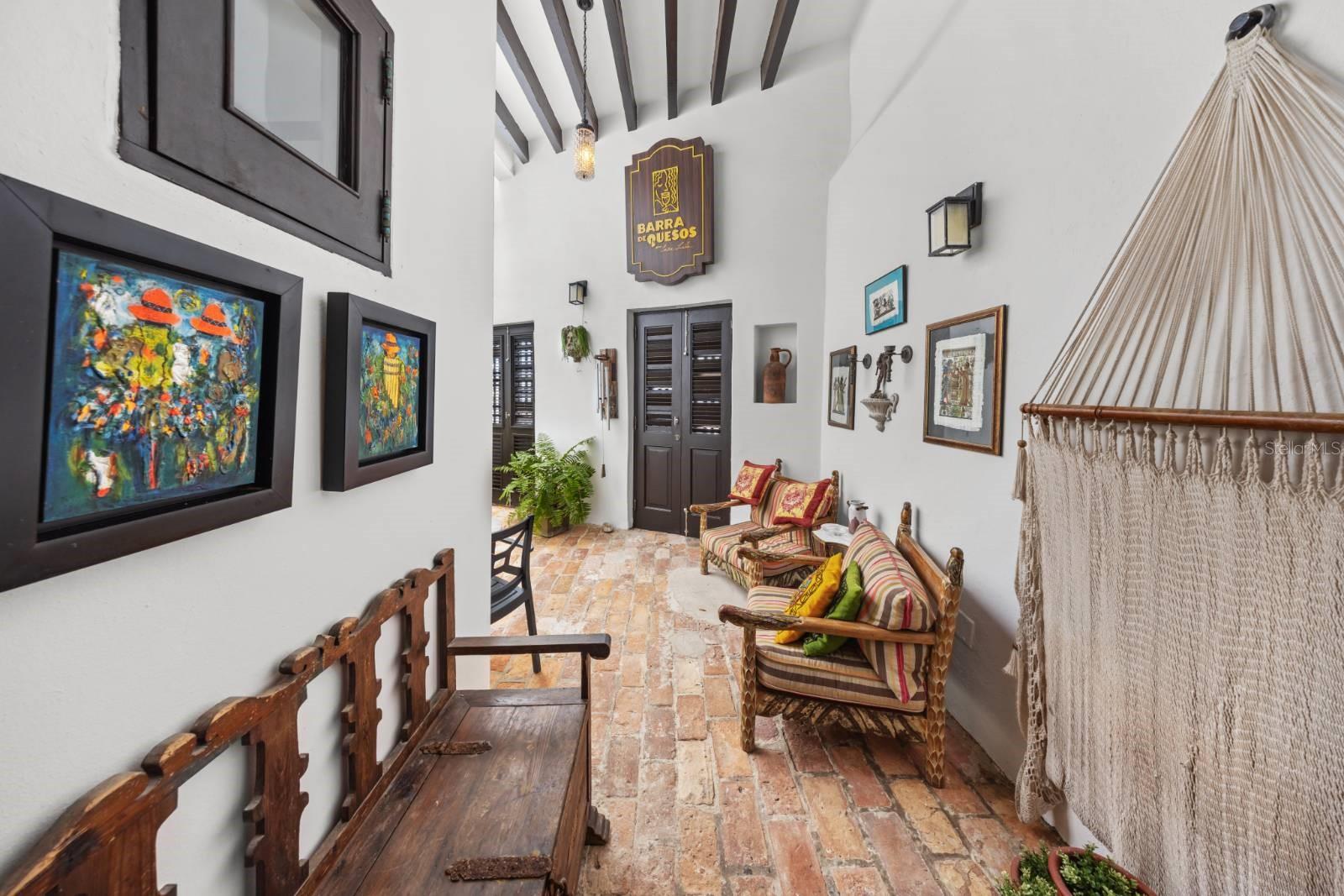 PR9114881 Property Photo