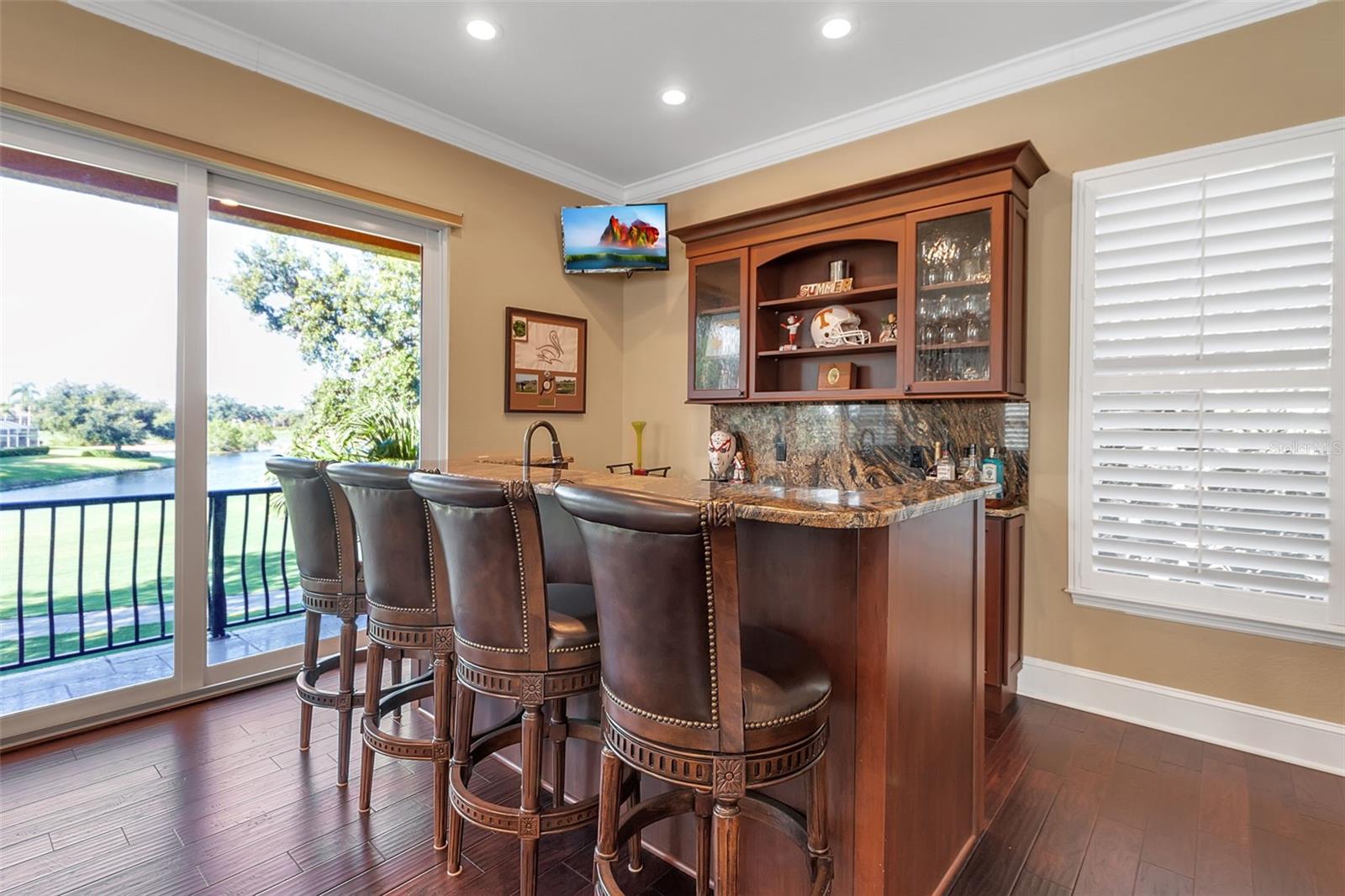 A4659027 Property Photo