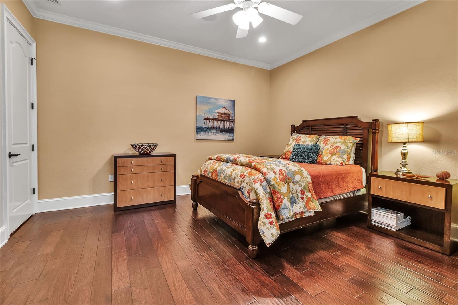 A4659027 Property Photo