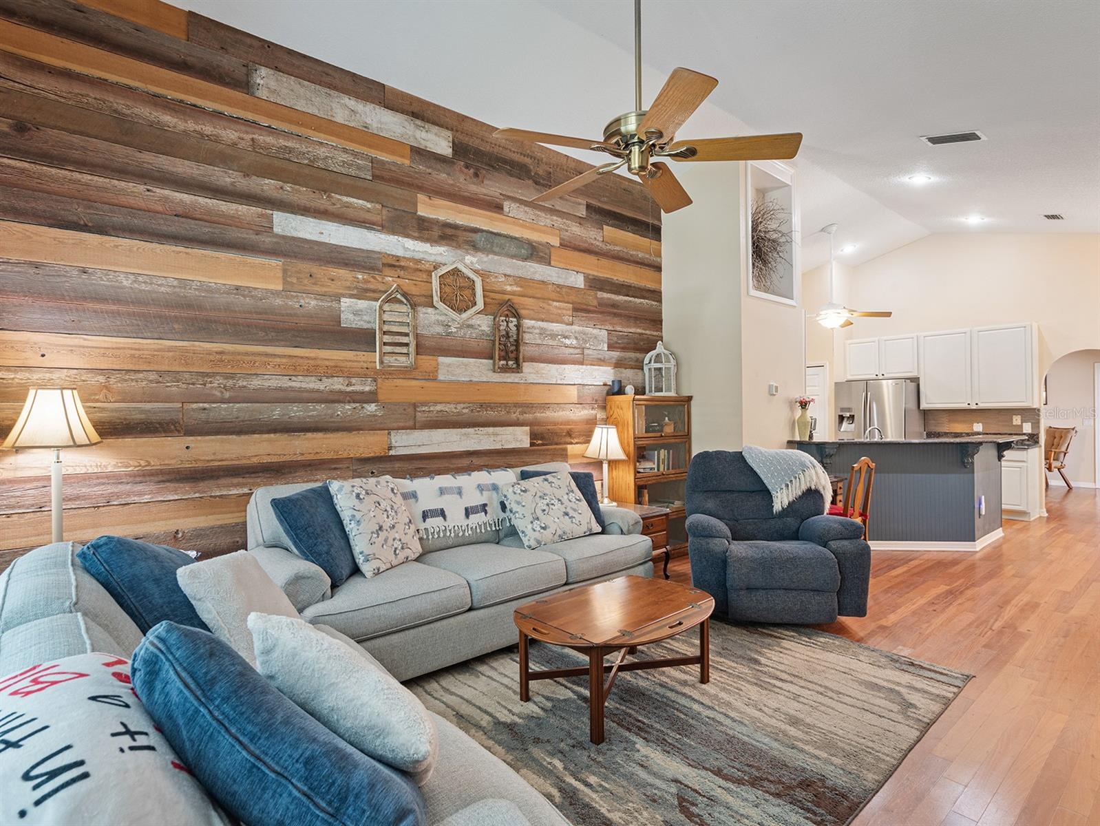 2401 WASSUM TRL, CHULUOTA, FL, 32766