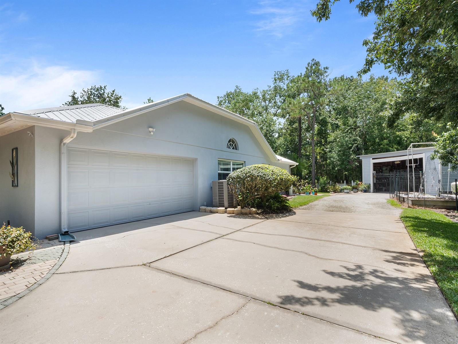 2401 WASSUM TRL, CHULUOTA, FL, 32766