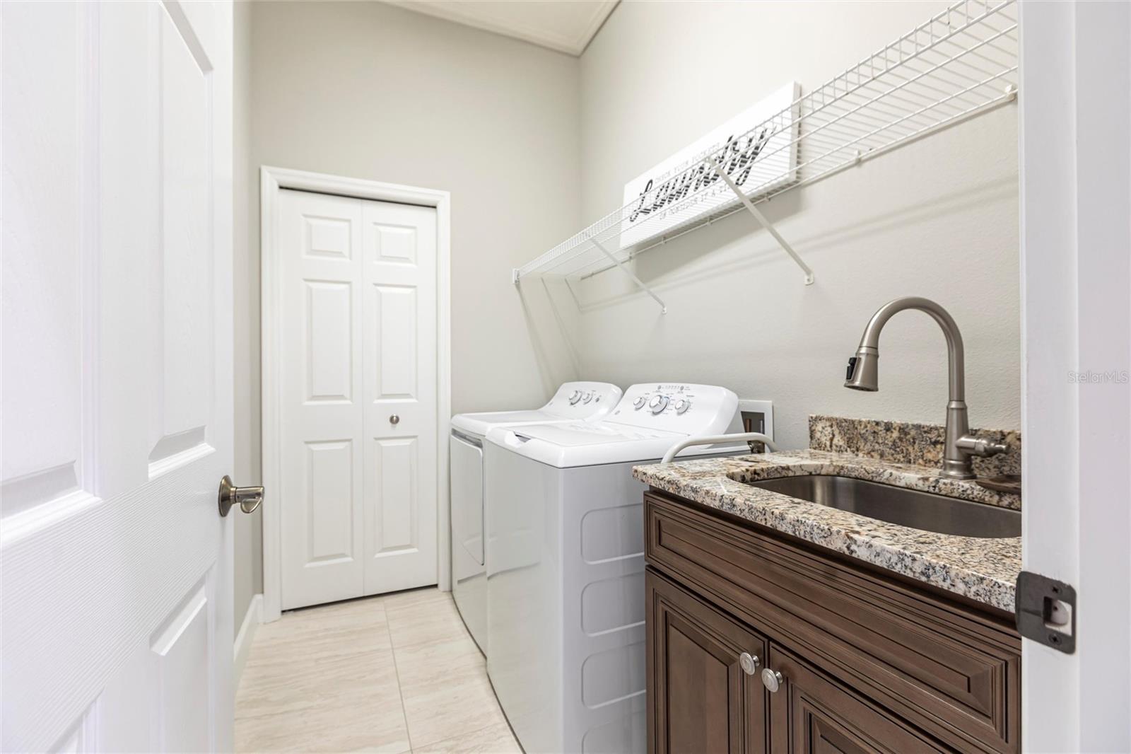A4659066 Property Photo