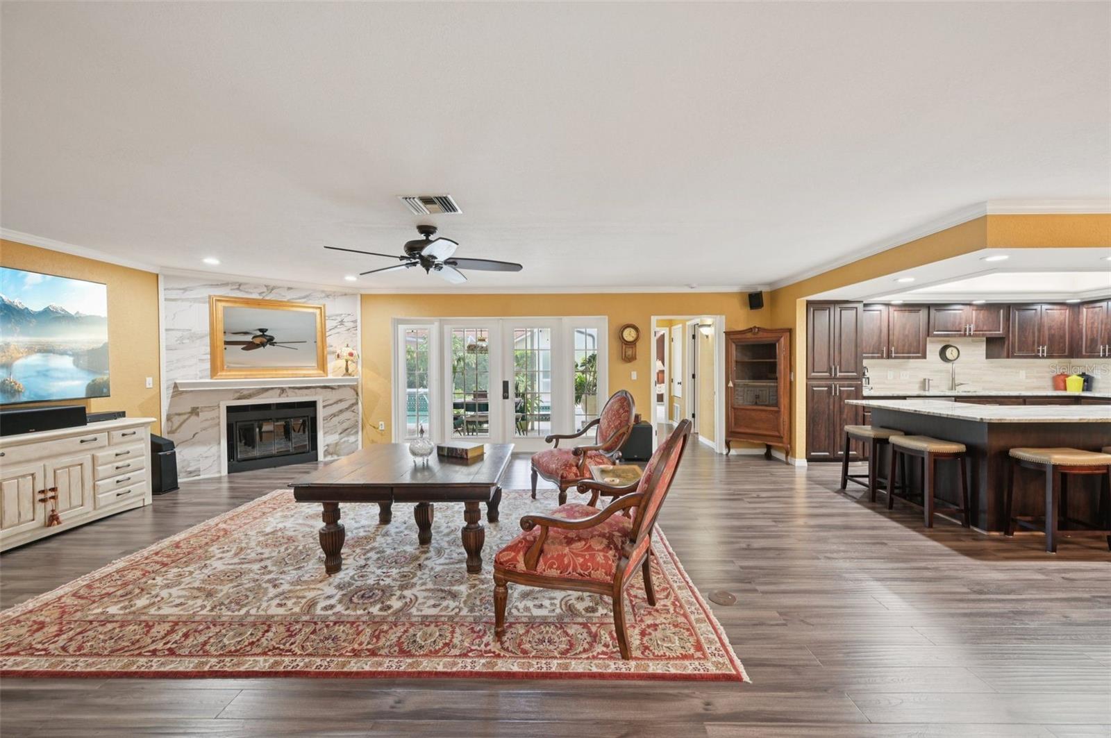 A4659075 Property Photo