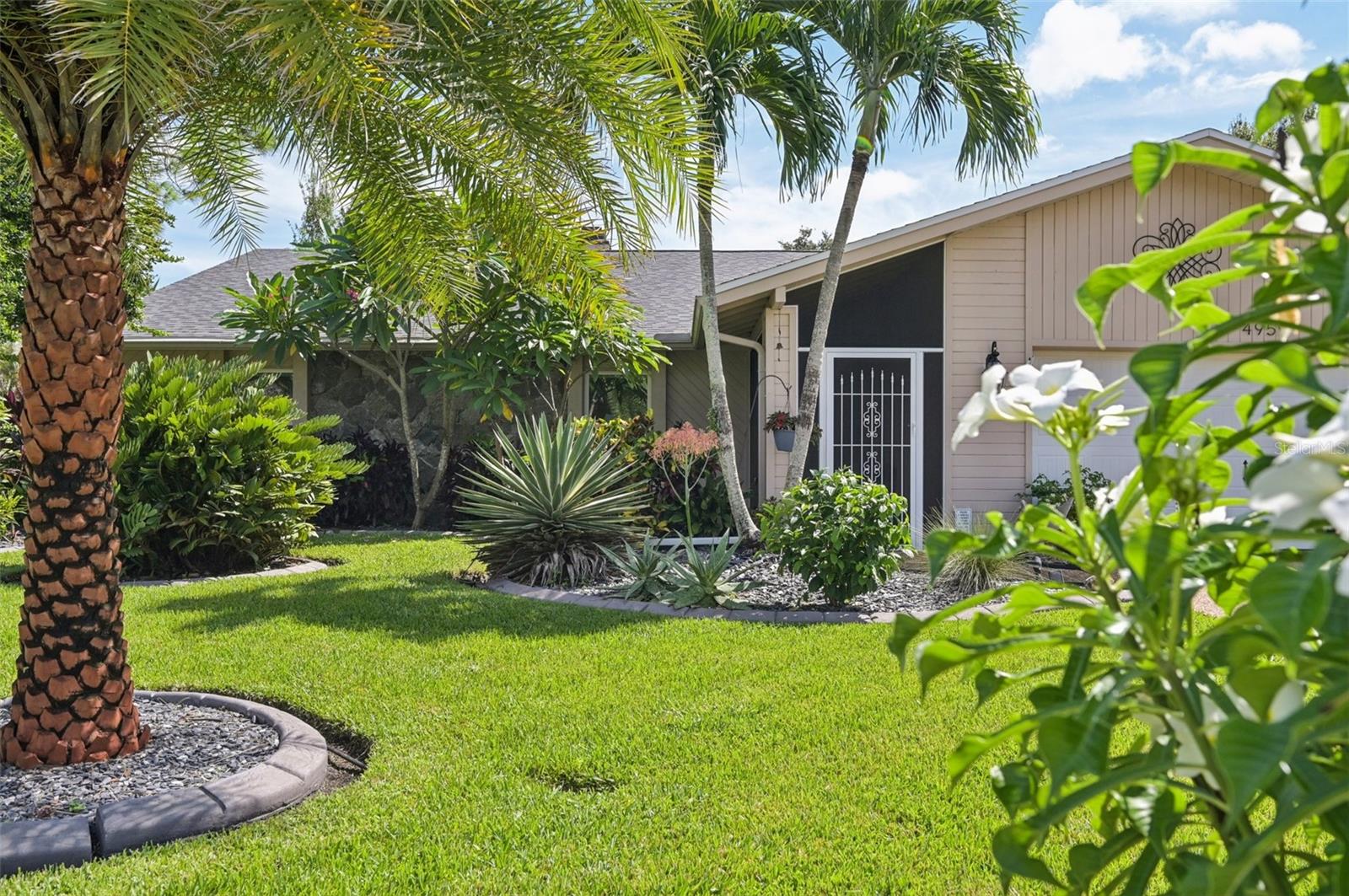 A4659075 Property Photo
