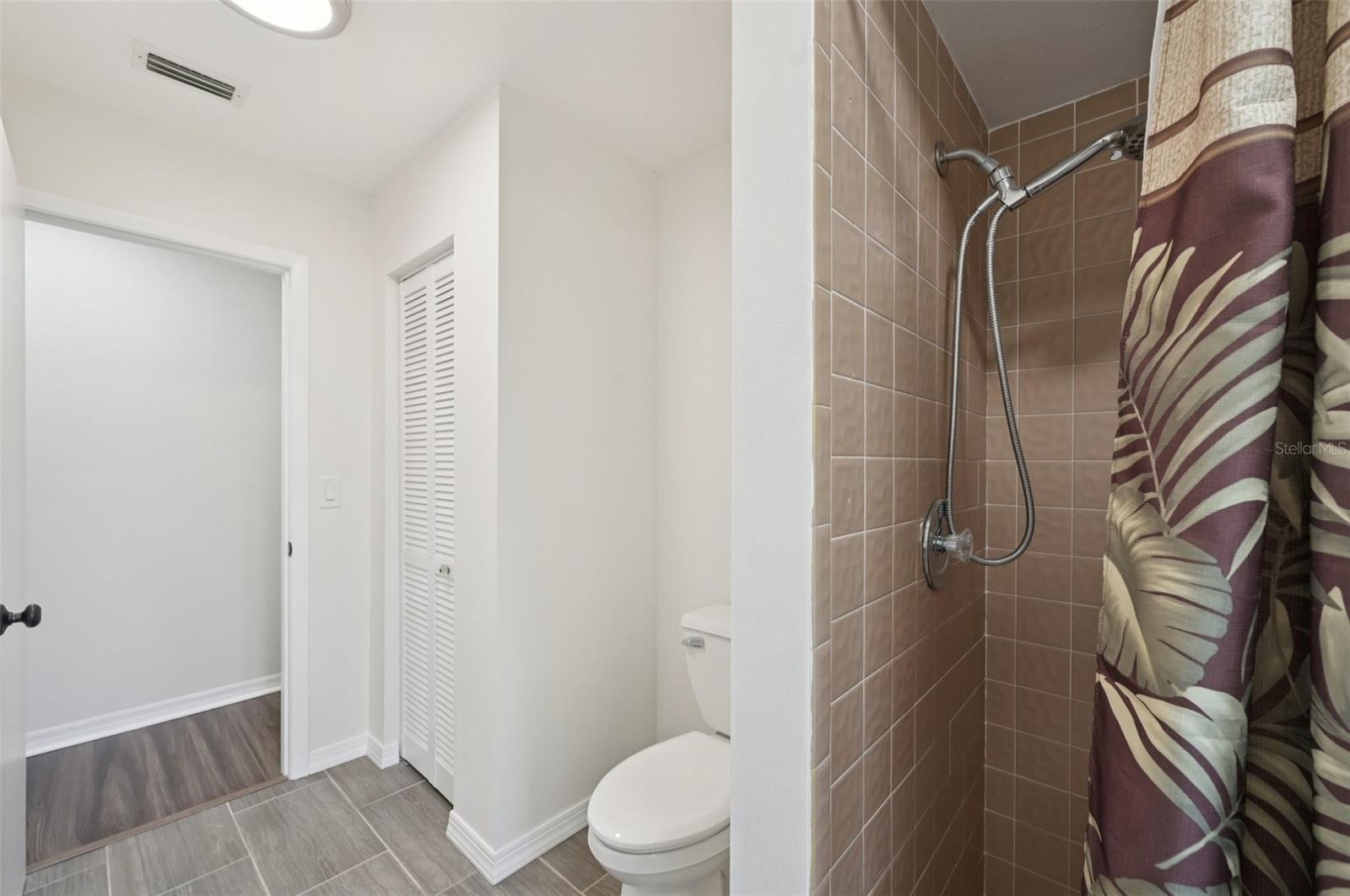 A4659075 Property Photo