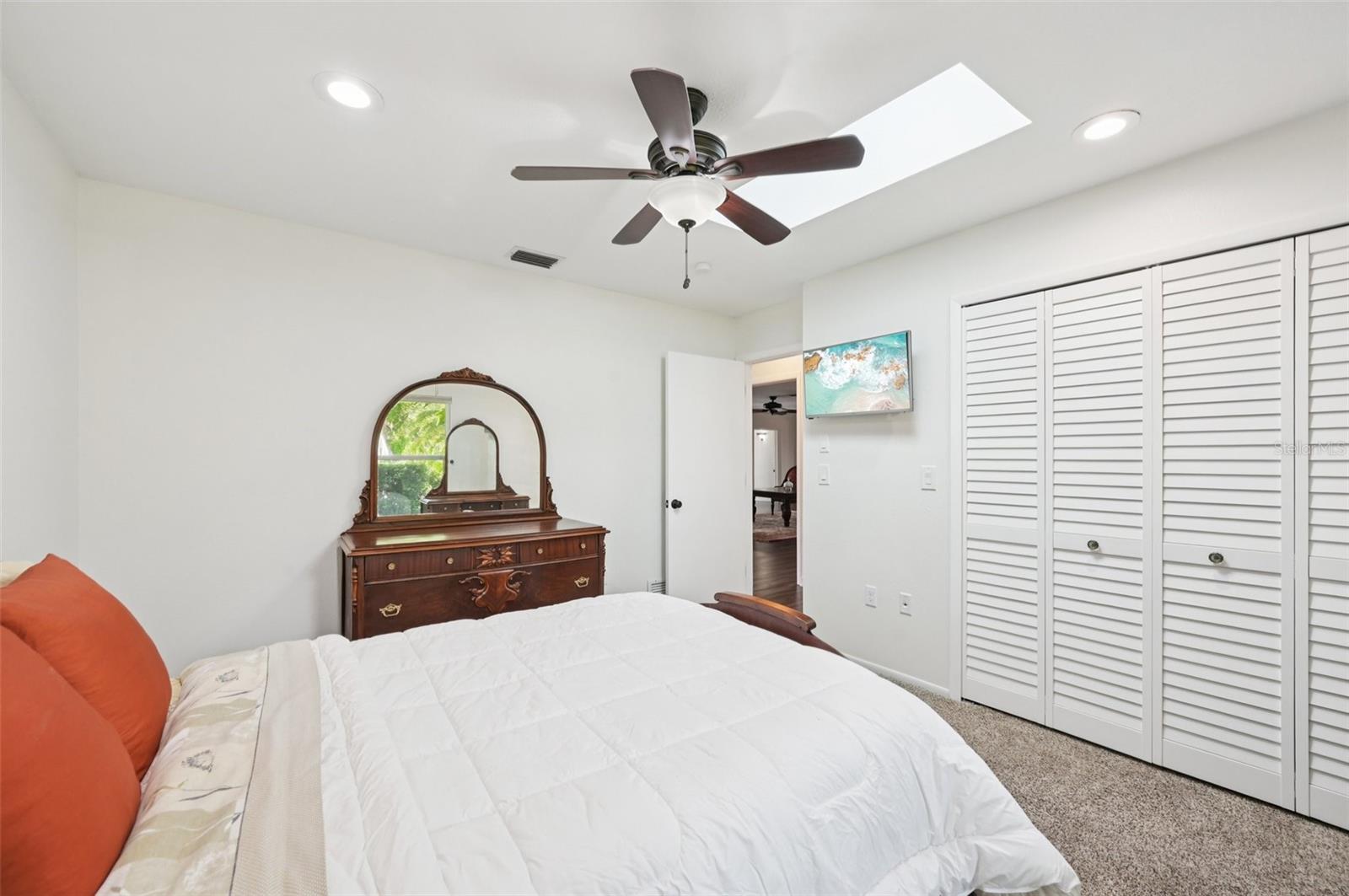 A4659075 Property Photo