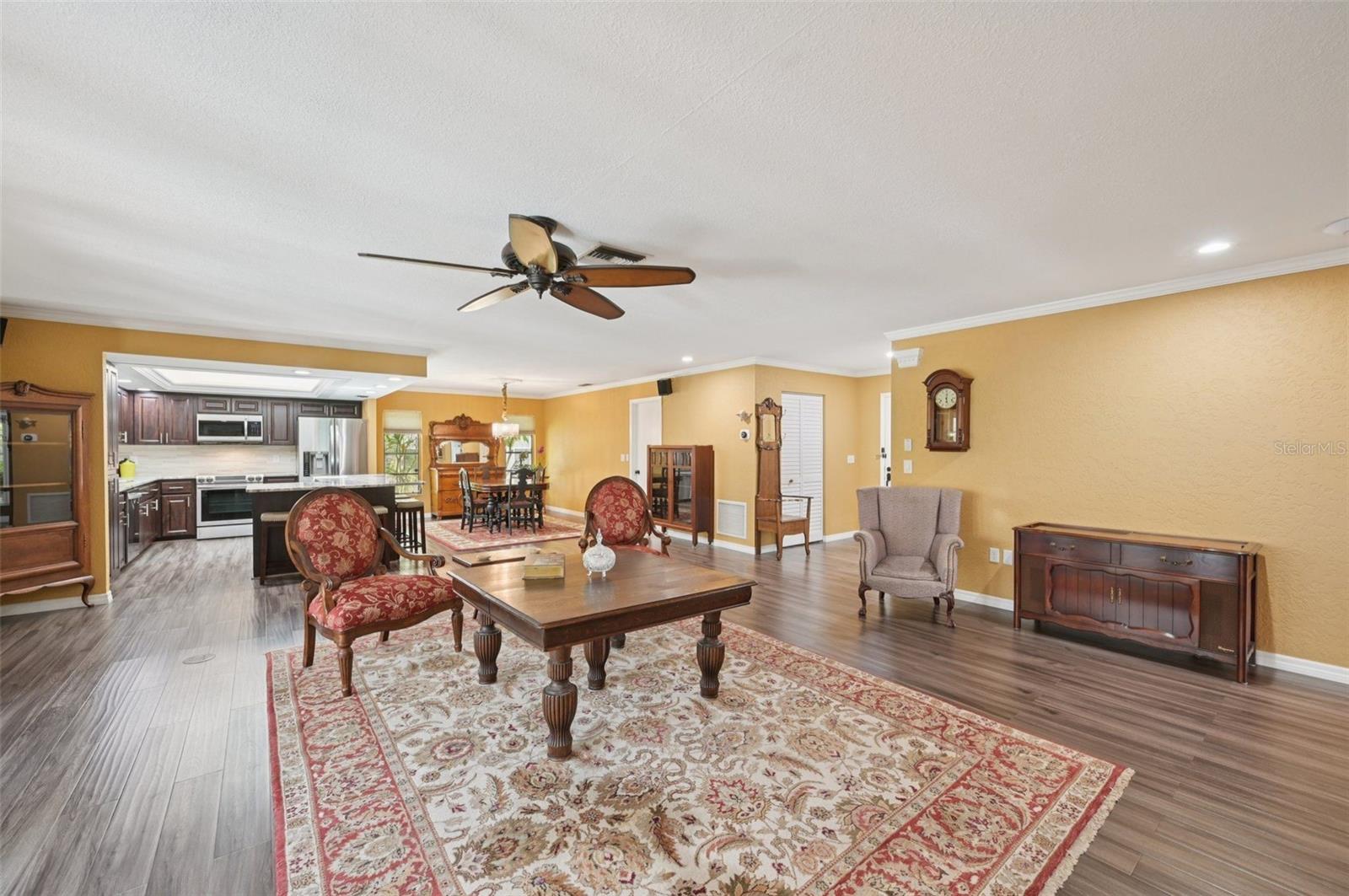 A4659075 Property Photo