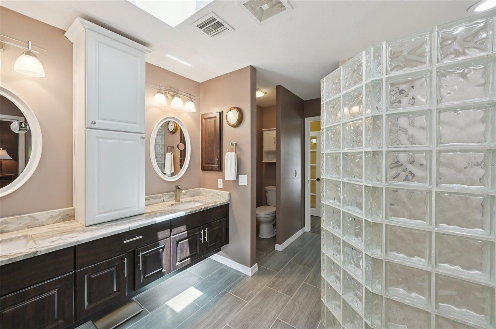 A4659075 Property Photo