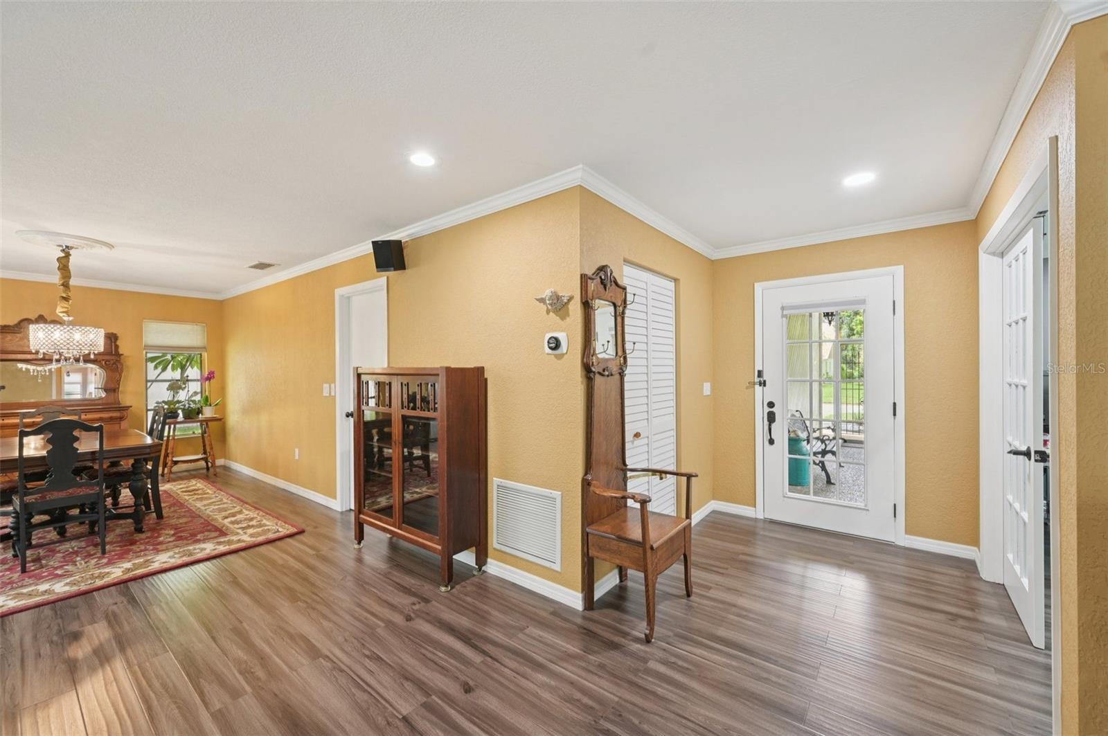 A4659075 Property Photo