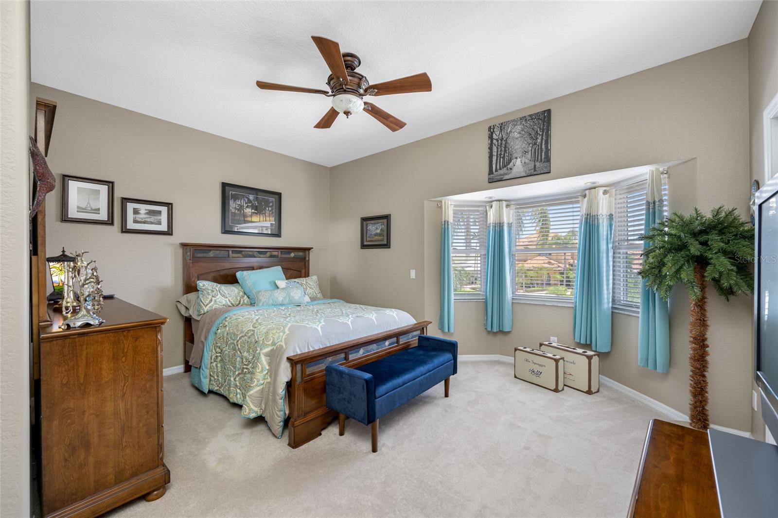 2nd Bedroom main floor