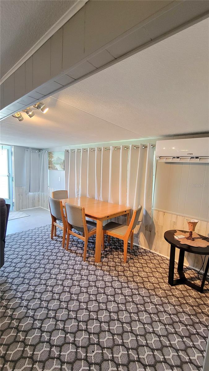 C7512480 Property Photo