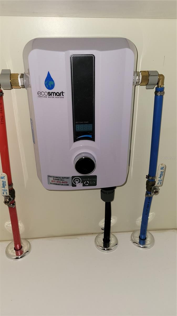 C7512480 Property Photo