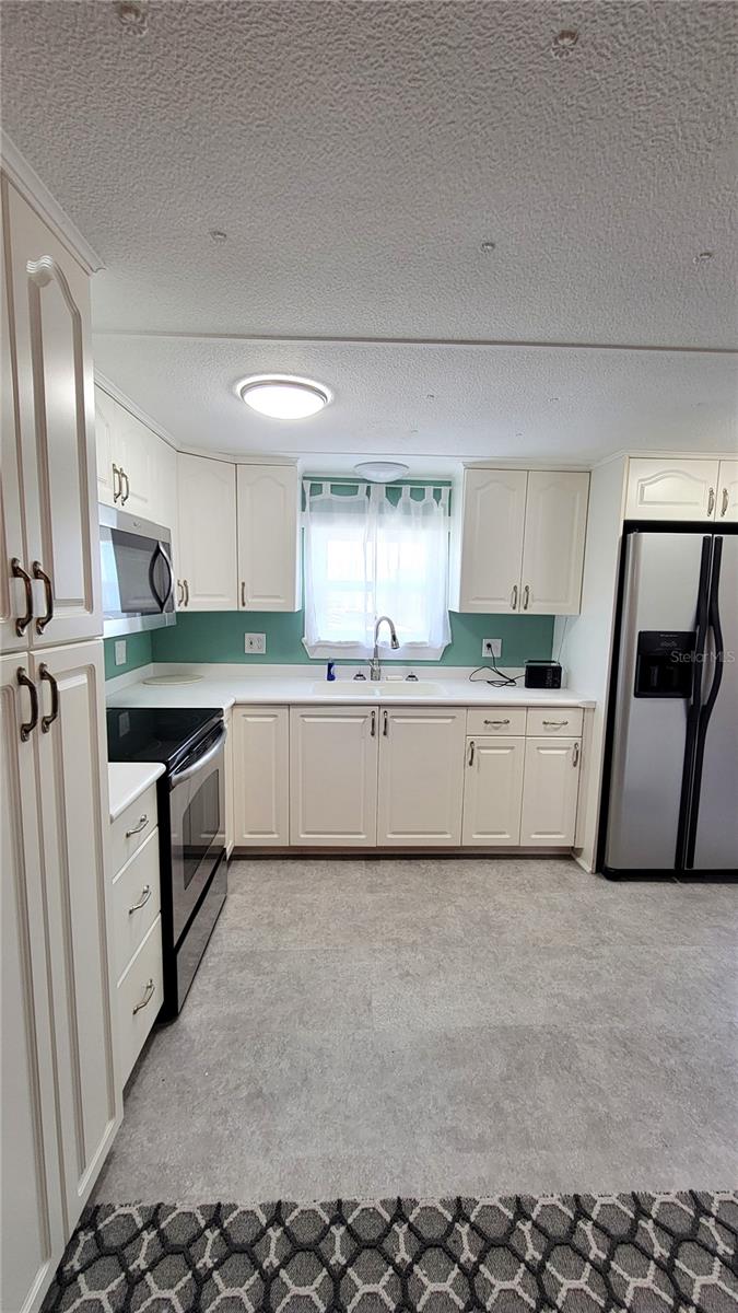 C7512480 Property Photo