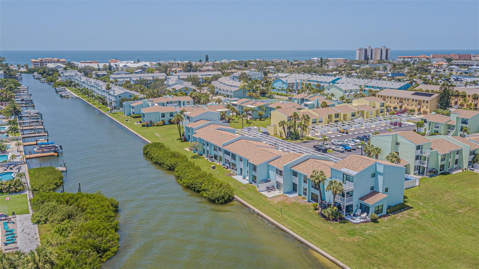 Water views CLOSE to Gulf Beaches!
