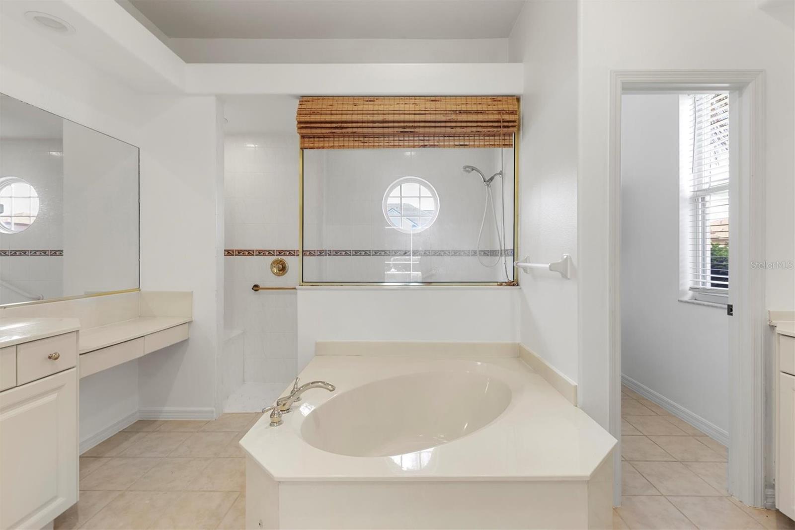 A4659139 Property Photo
