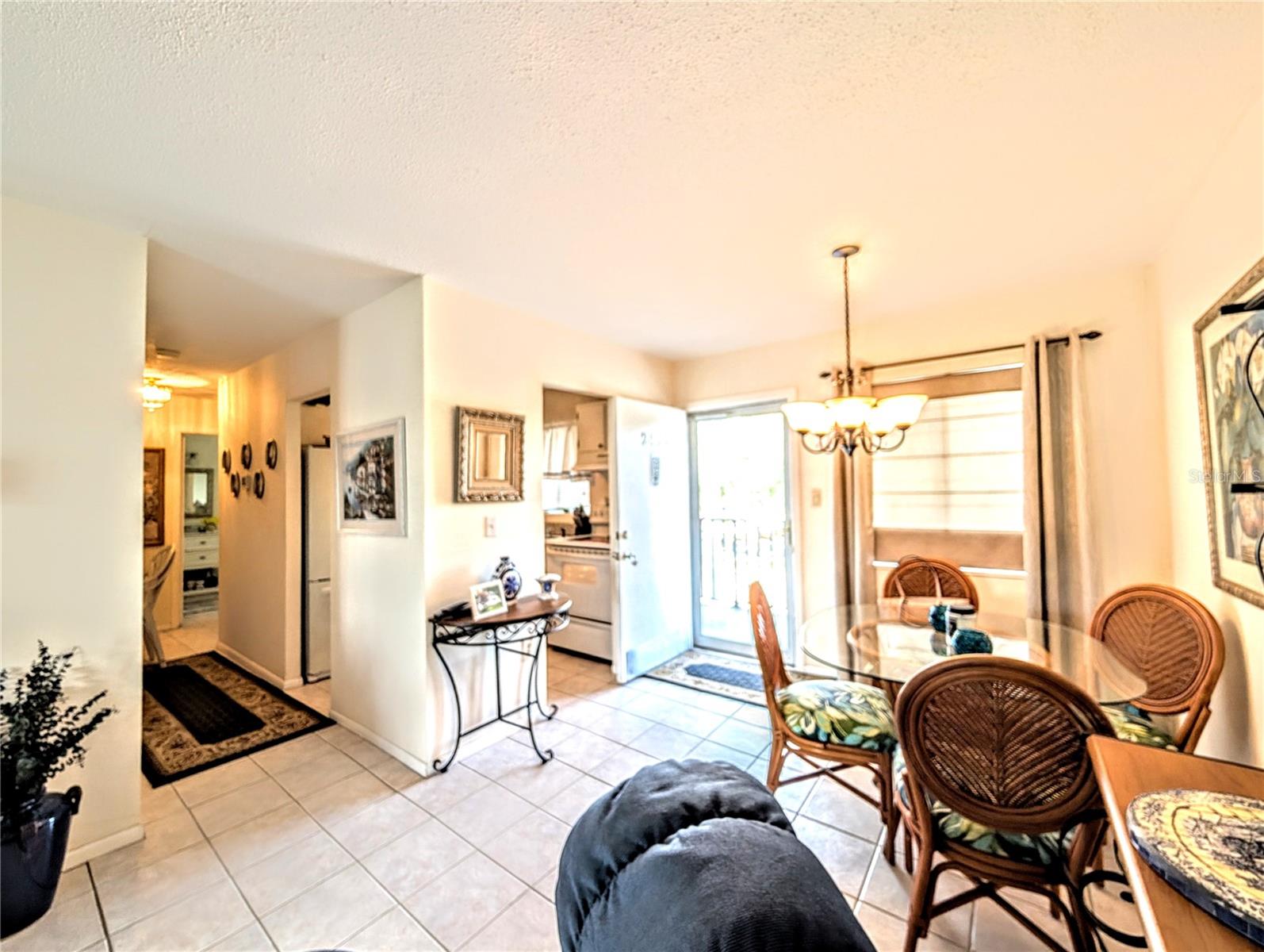 A4659192 Property Photo