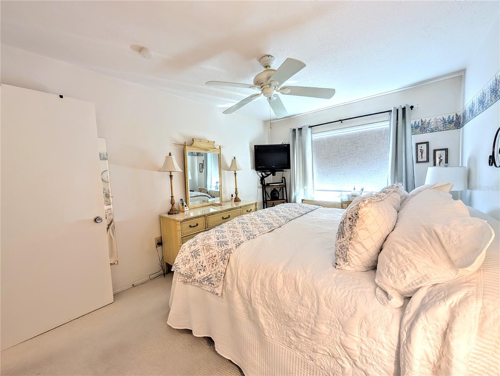 A4659192 Property Photo