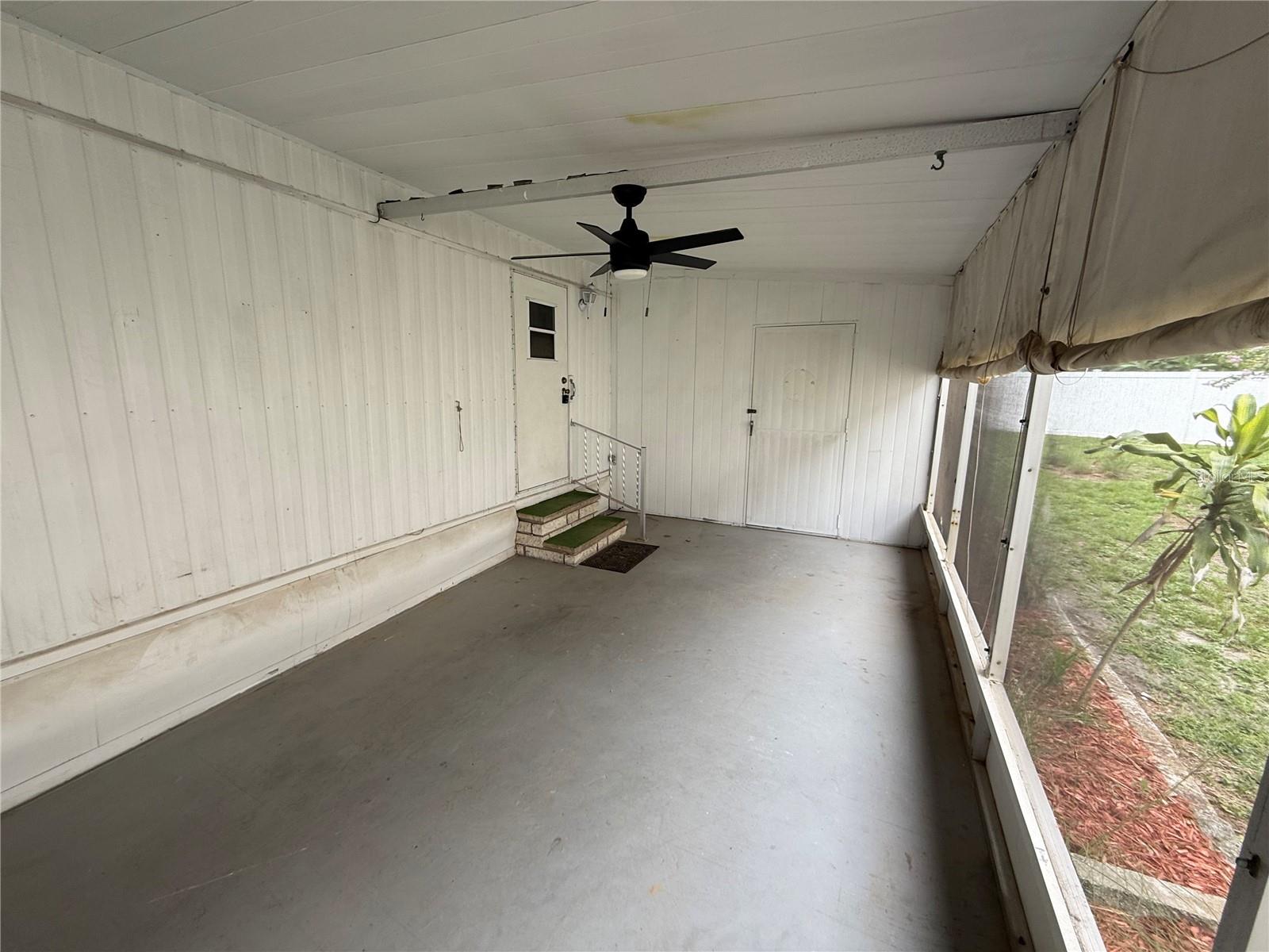 TB8408384 Property Photo