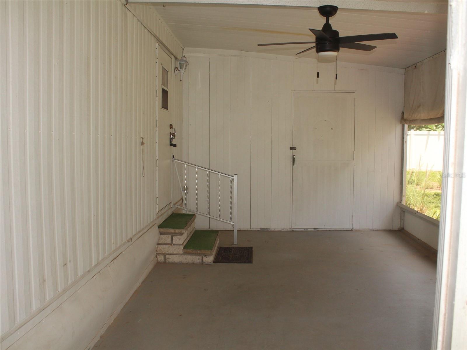 TB8408384 Property Photo