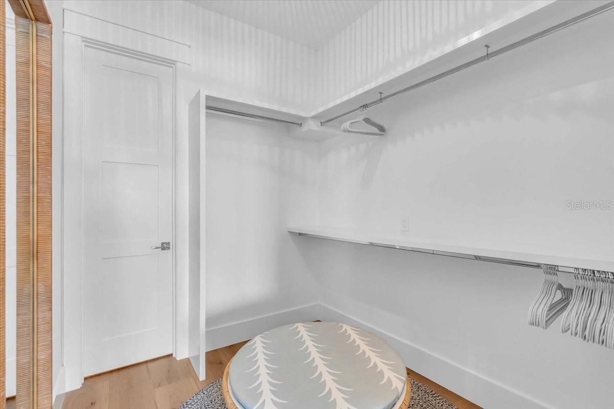 A4659214 Property Photo