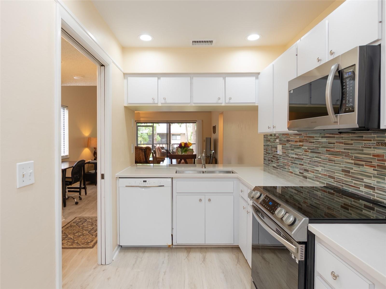 A4659239 Property Photo