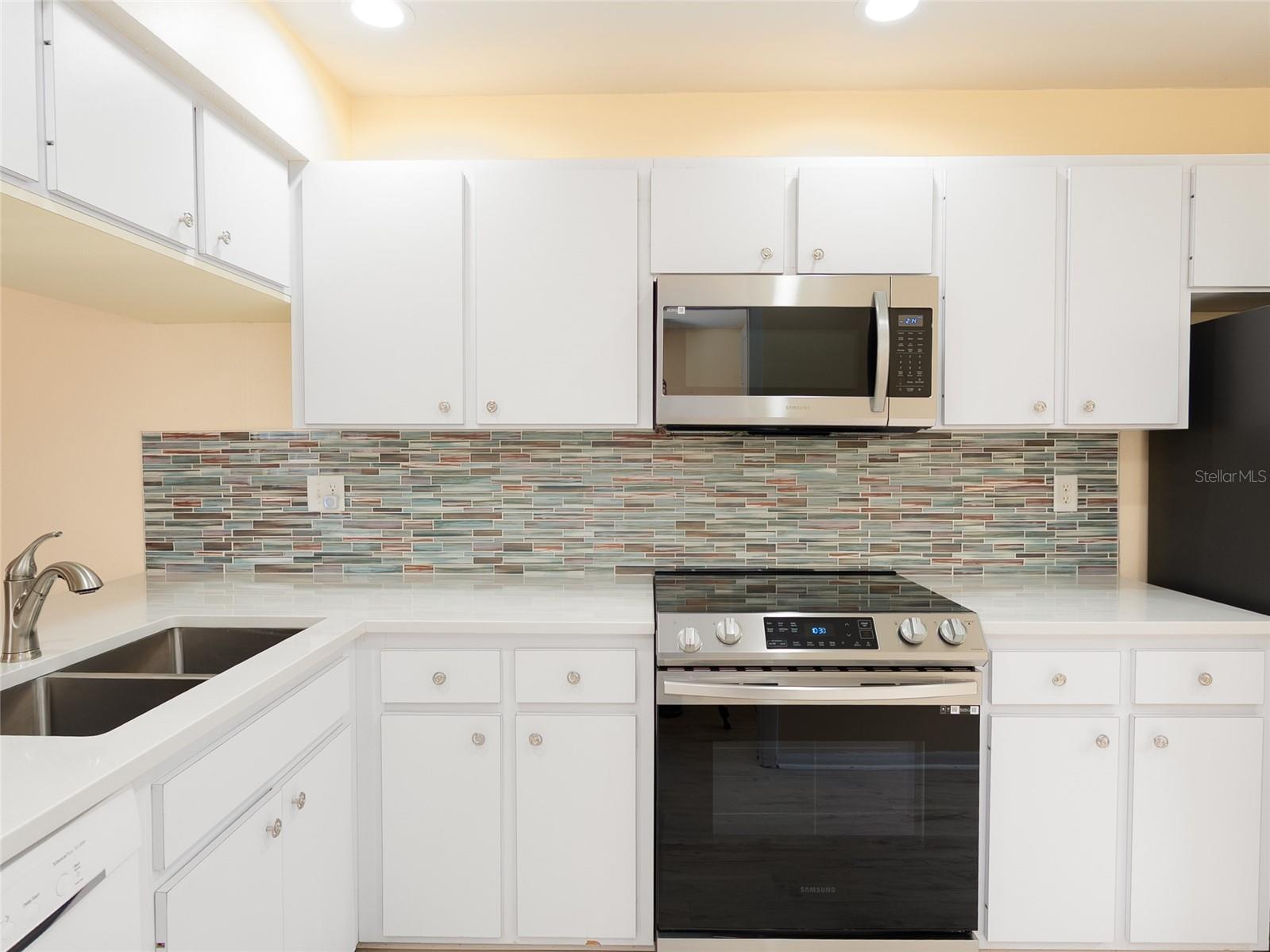 A4659239 Property Photo
