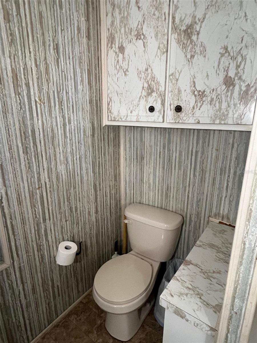 TB8408556 Property Photo