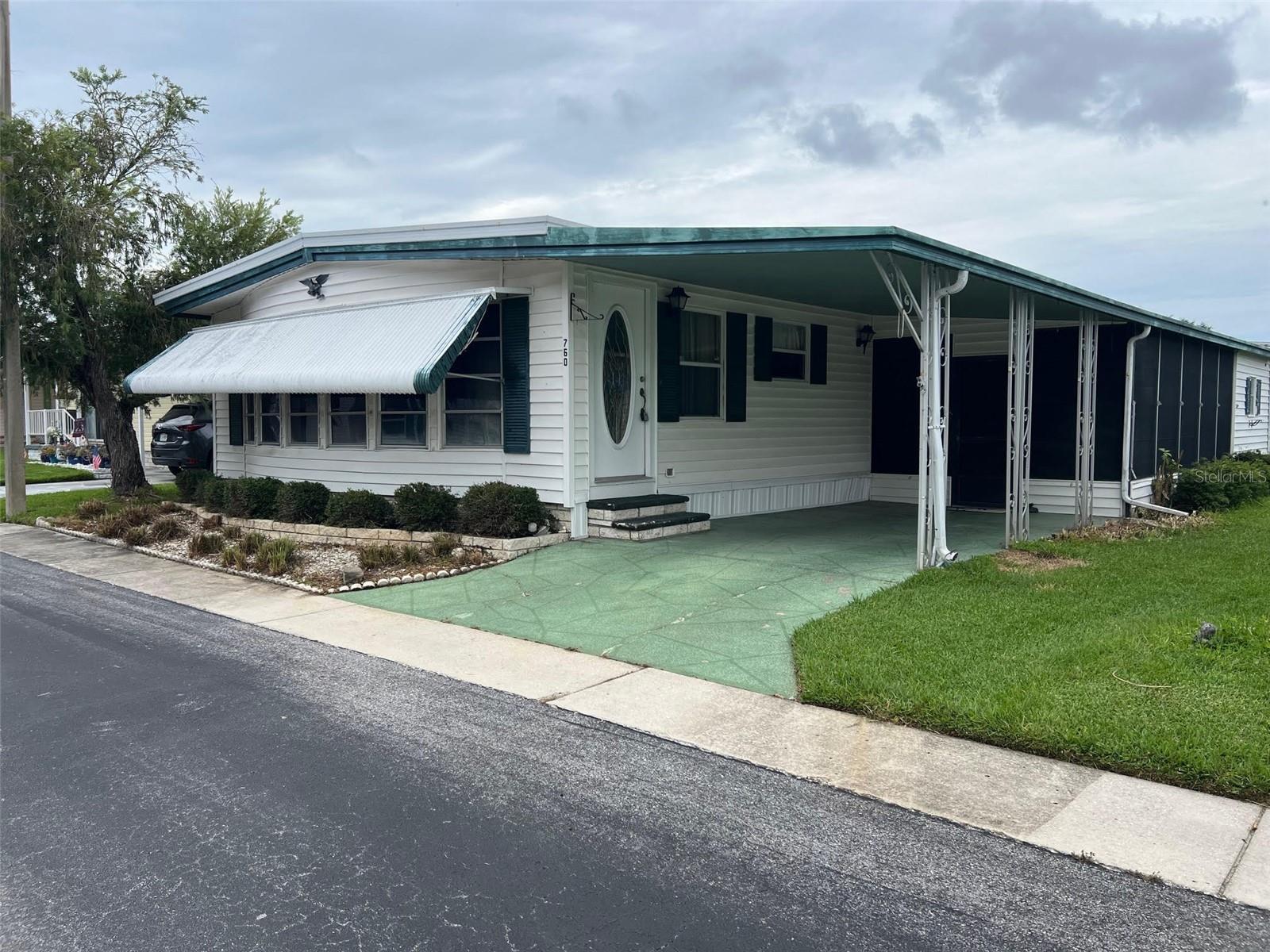 TB8408556 Property Photo