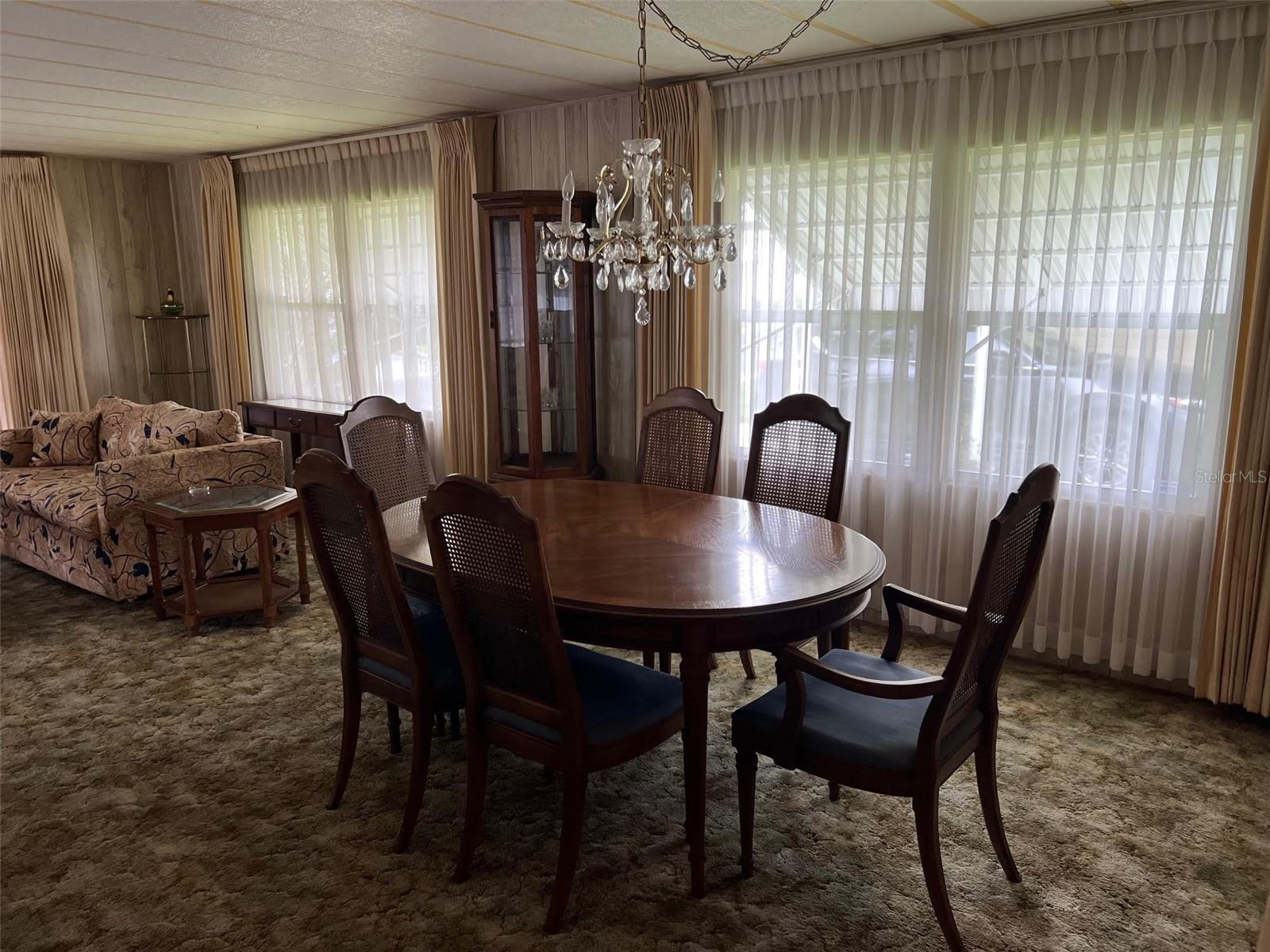 TB8408556 Property Photo