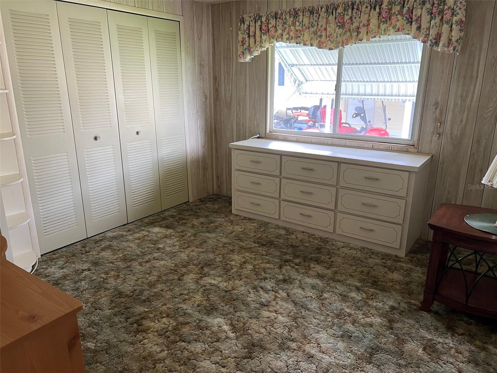 TB8408556 Property Photo