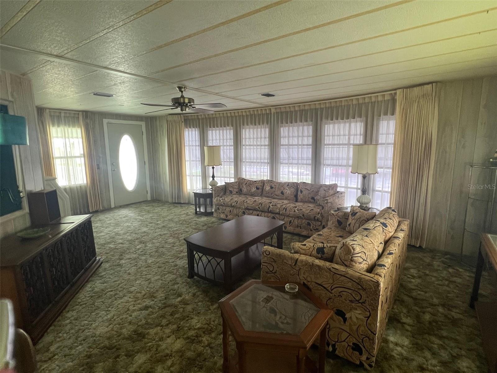 TB8408556 Property Photo